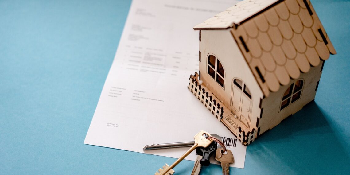 The Reserve Bank of India (RBI) has made some very important changes to help people with home loans.